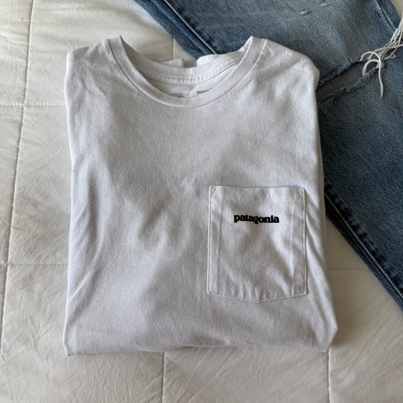 Patagonia Tops - Patagonia‎ Women Graphic Short Sleeve Tee Size x Small